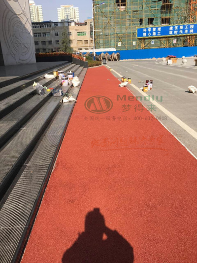 航天五一〇所 曲麻莱彩色路面