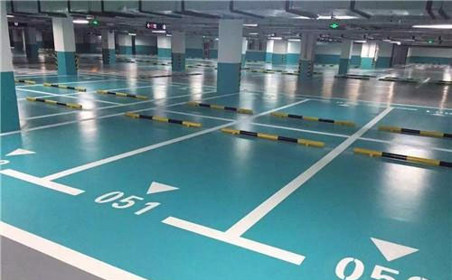 曲麻莱曲麻莱环氧地坪中涂：构筑坚固地面的关键环节